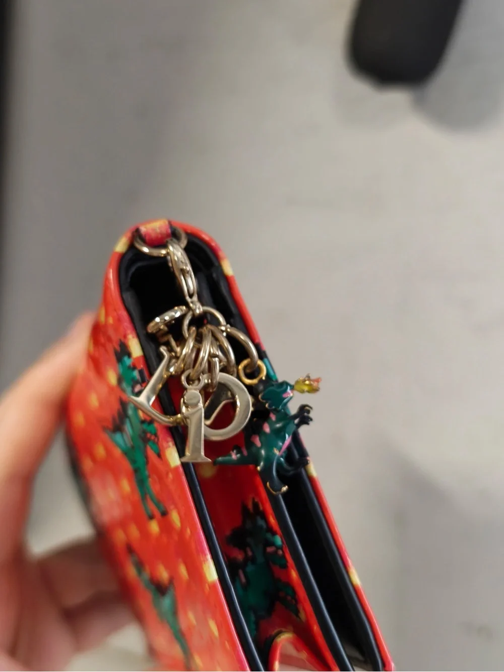 Dior vibrant patent